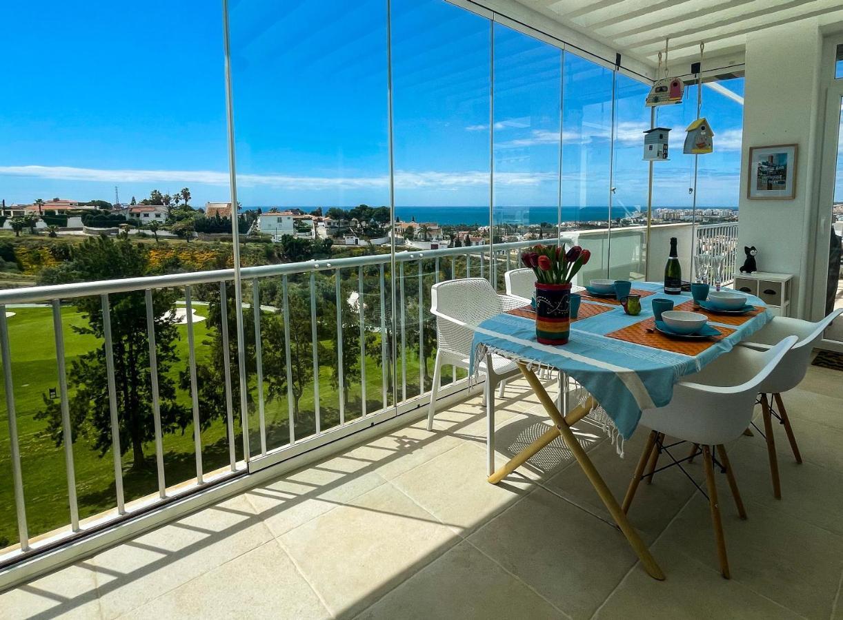 Atico Las Palmeras Golf And Sea Velez Malaga Exterior photo